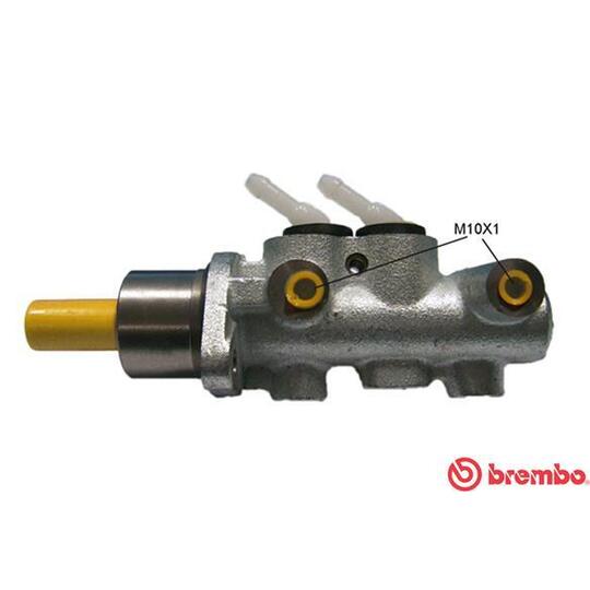 M 23 037 - Brake Master Cylinder 