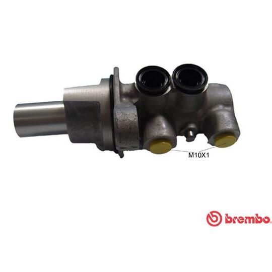 M 23 072 - Brake Master Cylinder 