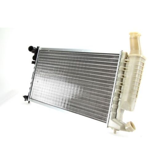 D7P022TT - Radiator, engine cooling 