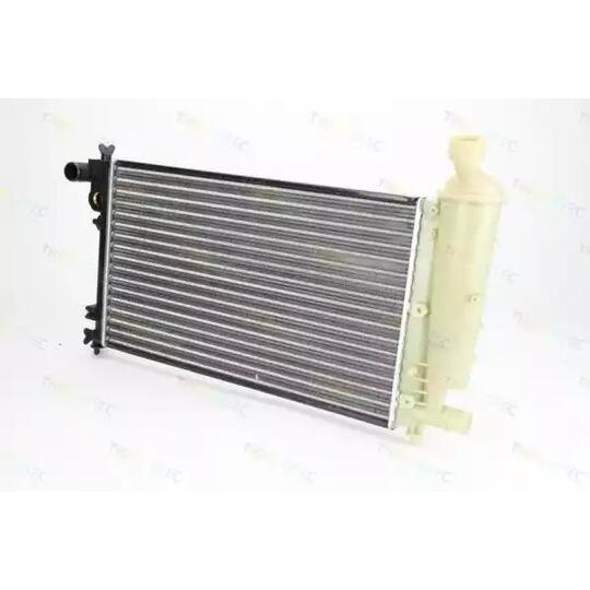 D7P049TT - Radiator, engine cooling 