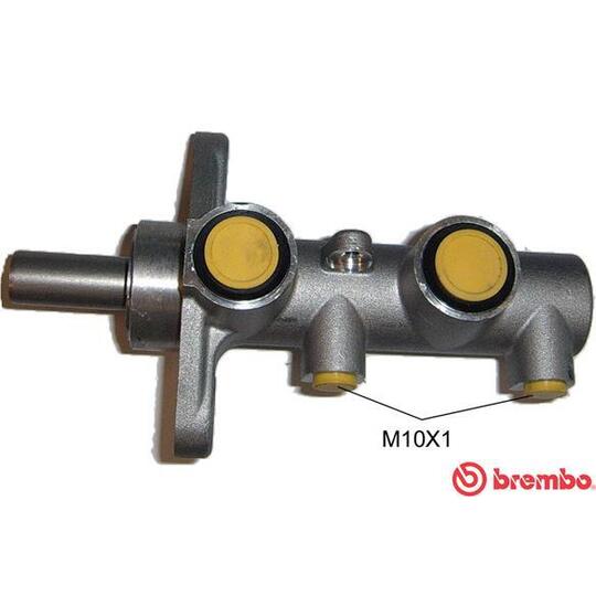 M 28 002 - Brake Master Cylinder 