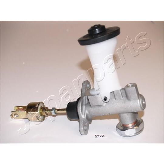 FR-252 - Master Cylinder, clutch 