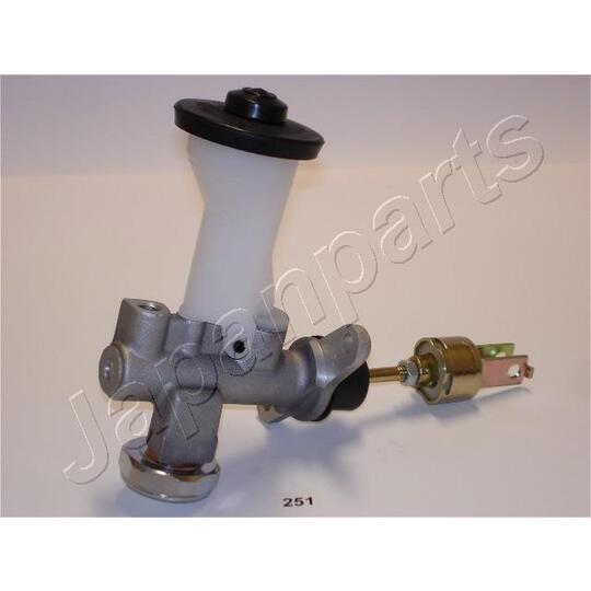 FR-251 - Master Cylinder, clutch 