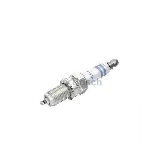 0 242 135 802 - Spark Plug 