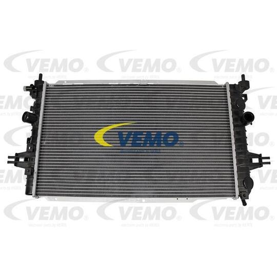 V40-60-2067 - Radiator, engine cooling 