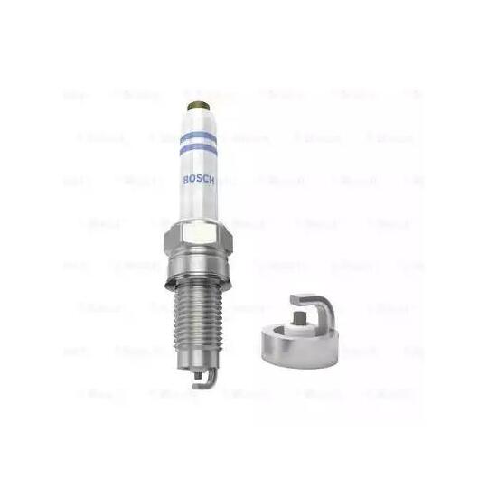 0 241 135 515 - Spark Plug 