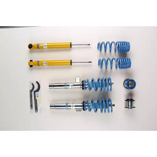 47-217522 - Suspension Kit, coil springs / shock absorbers 