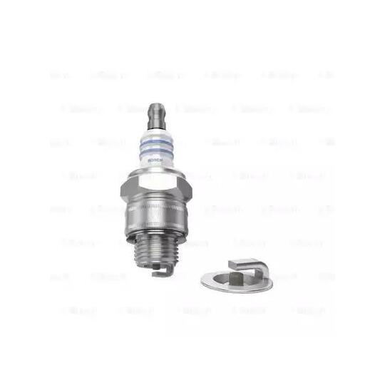 0 241 225 551 - Spark Plug 