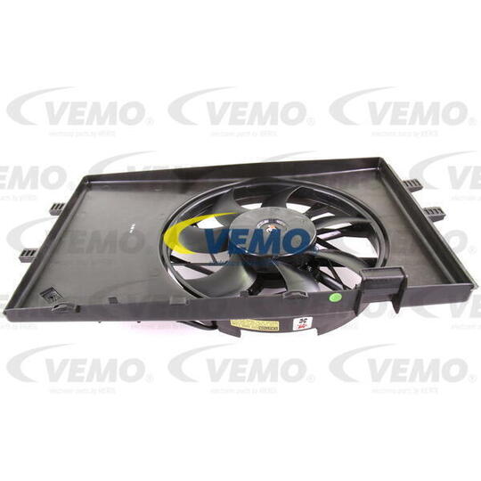 V30-01-0008 - Fan 