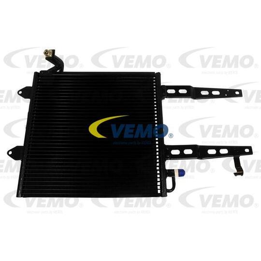 V15-62-1003 - Condenser, air conditioning 