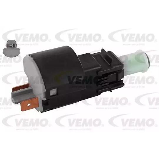 V40-73-0022 - Brake Light Switch 