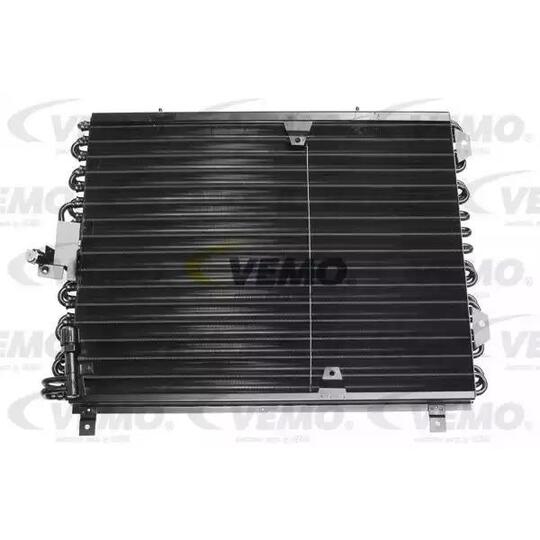 V30-62-1006 - Condenser, air conditioning 