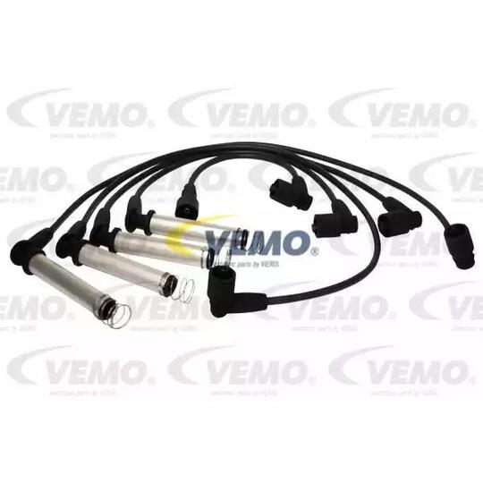 V40-70-0025 - Ignition Cable Kit 
