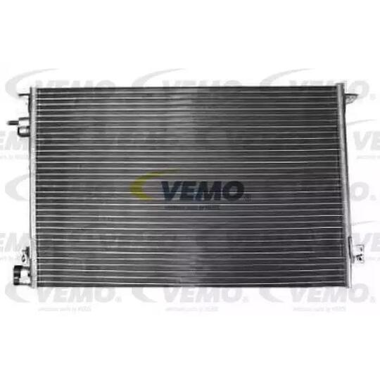 V40-62-0010 - Condenser, air conditioning 
