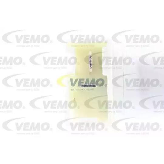 V38-08-0001 - Water Pump, window cleaning 
