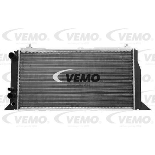 V15-60-5036 - Radiator, engine cooling 