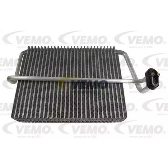 V30-65-0020 - Evaporator, air conditioning 
