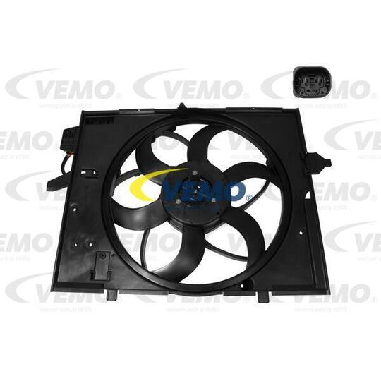 V20-02-1078 - Fan 