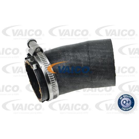 V10-4382 - Charger Intake Hose 