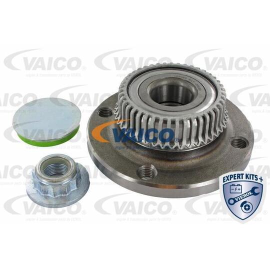 V10-8267 - Wheel hub 