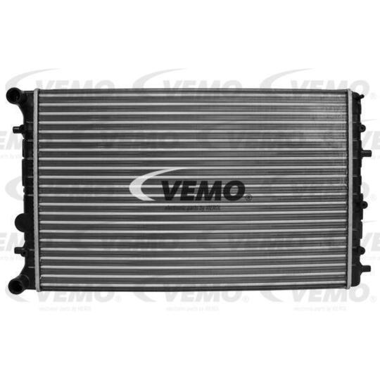 V15-60-6053 - Radiator, engine cooling 