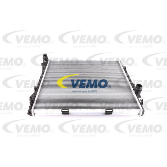 V20-60-1519 - Radiator, engine cooling 