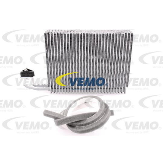 V20-65-0011 - Evaporator, air conditioning 