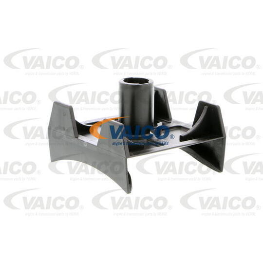 V20-7109 - Mounting Bracket, bumper 