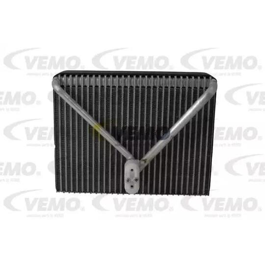 V95-65-0003 - Evaporator, air conditioning 