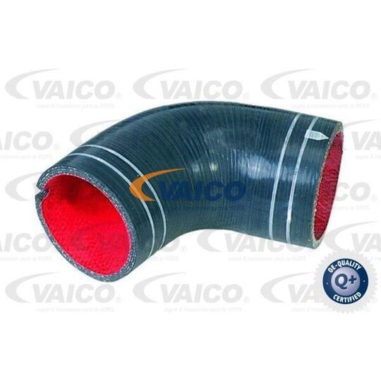 V24-0690 - Charger Intake Hose 