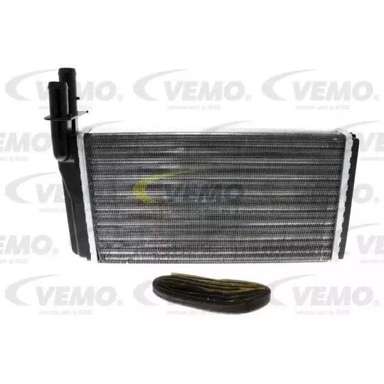 V24-61-0008 - Heat Exchanger, interior heating 