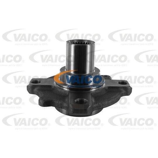 V25-0695 - Wheel hub 