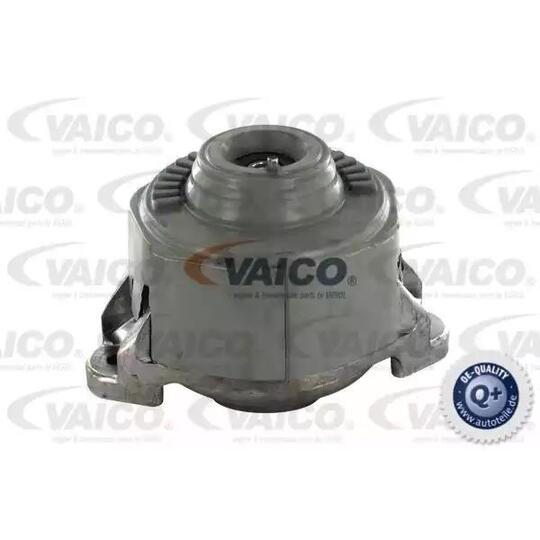 V30-0036 - Engine Mounting 