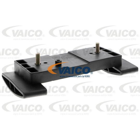 V30-1885 - Mounting Bracket, bumper 