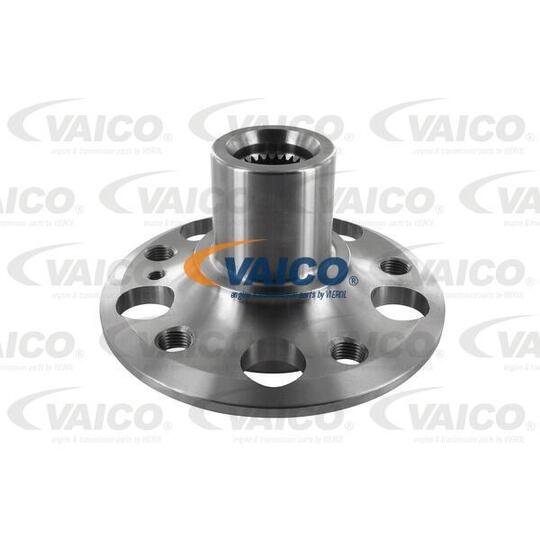 V30-1925 - Wheel hub 