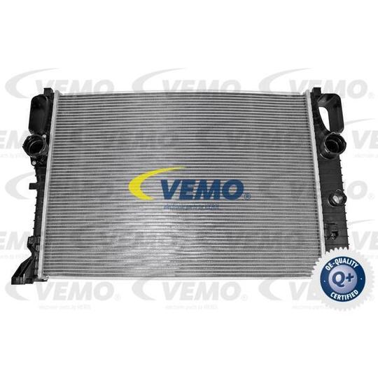 V30-60-1293 - Radiator, engine cooling 