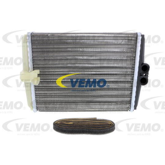 V30-61-0006 - Heat Exchanger, interior heating 