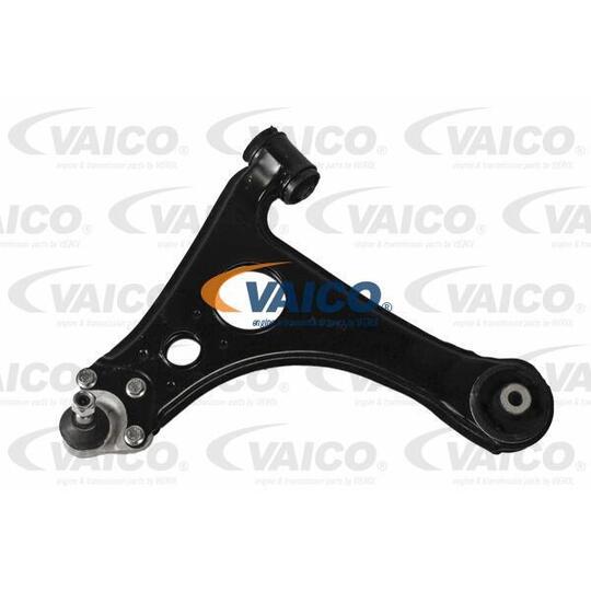 V30-7246 - Track Control Arm 