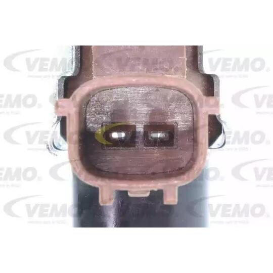 V32-63-0005 - Control Valve, air intake 