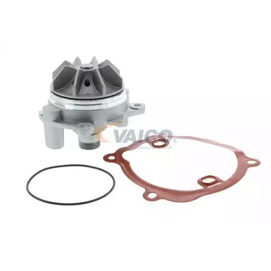 V38-50001 - Water pump 