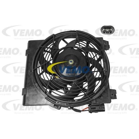 V40-02-1045 - Fan, A/C condenser 