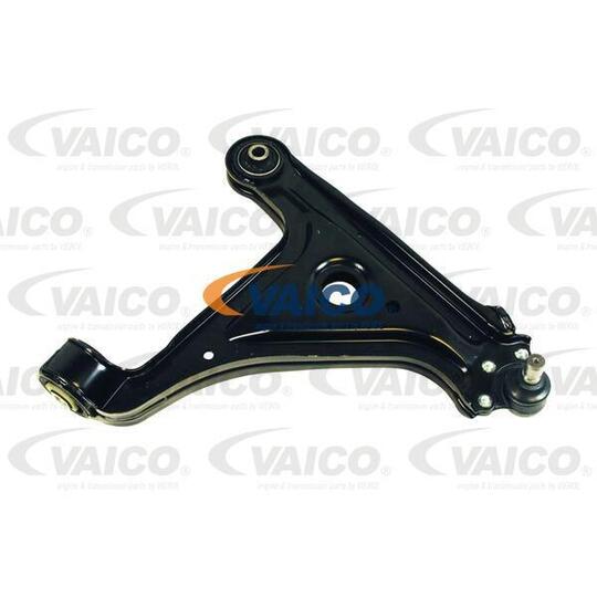 V40-0299 - Track Control Arm 