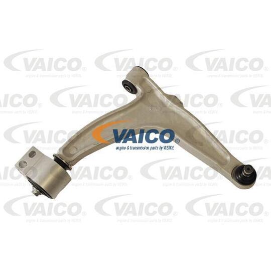 V40-0445 - Track Control Arm 