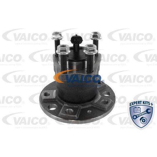 V40-0541 - Wheel hub 