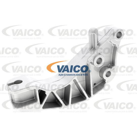 V40-1897 - Bracket, engine mounting 