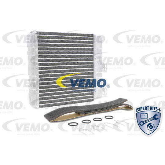 V40-61-0003 - Heat Exchanger, interior heating 