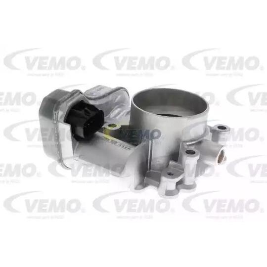 V40-81-0011 - Throttle body 