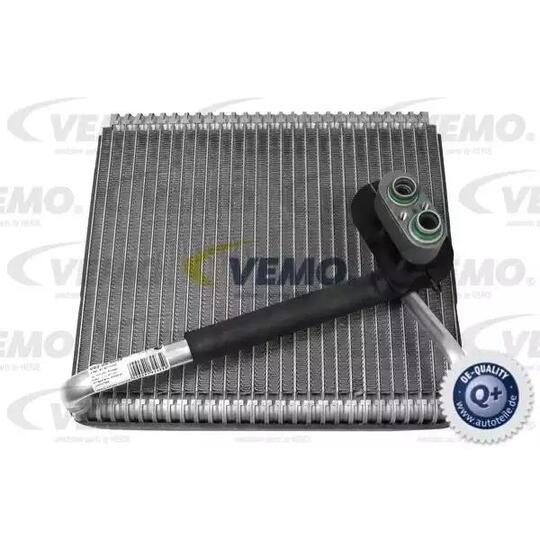 V52-65-0002 - Evaporator, air conditioning 