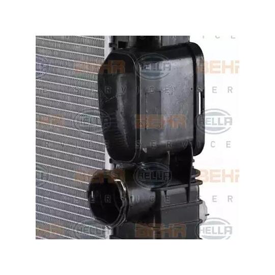 8MK 376 769-781 - Radiator, engine cooling 