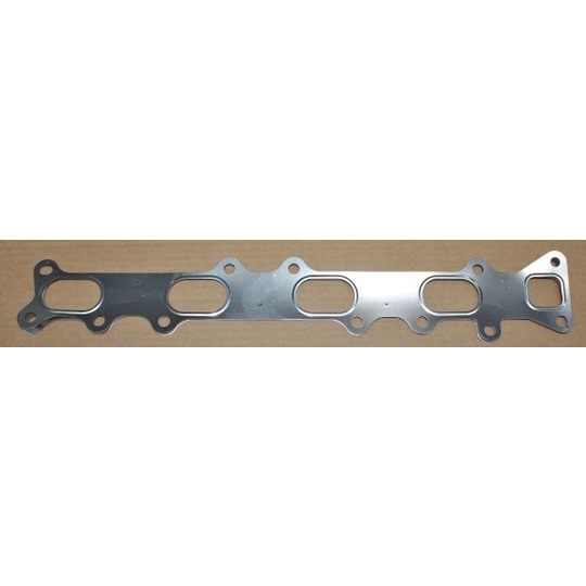 121.590 - Gasket, exhaust manifold 